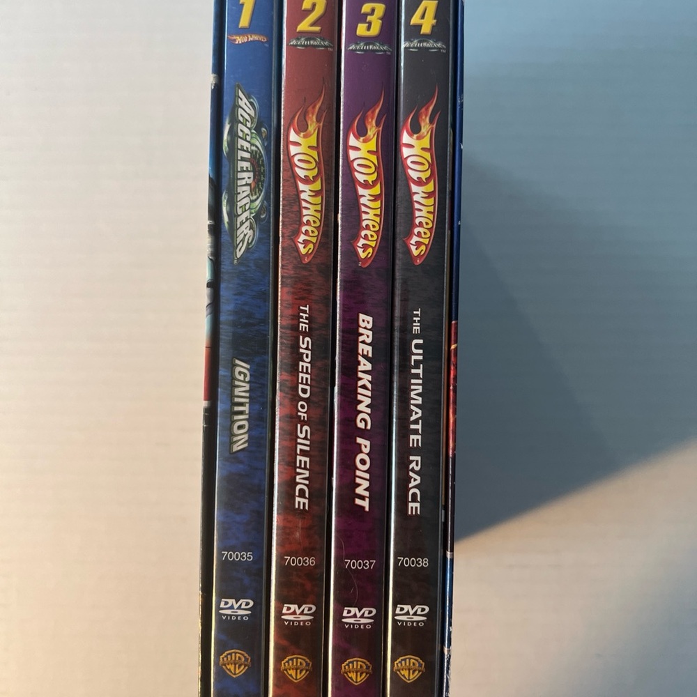 Hot Wheels AcceleRacers DVD Set (DVD, 2006, 4-Disc Set) - Picture 2 of 12